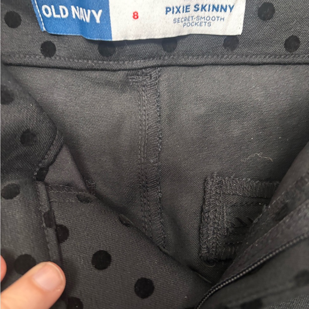 Final price! Old Navy black Polka Dot Pixie Skinny Pants - Picture 3 of 4